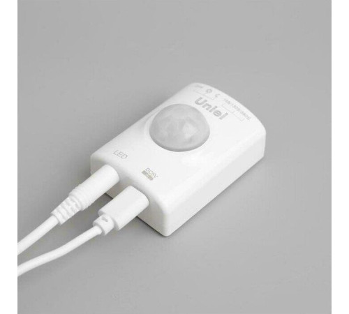 UNIEL (UL-00004450) ULS-R21-2,4W/4000K/1,0M/RECH SENSOR Smart Light