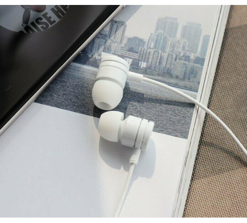 MORE CHOICE (4627151192956) G22 White