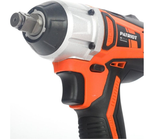 PATRIOT 180301560 BR 210Li 1/2 UES