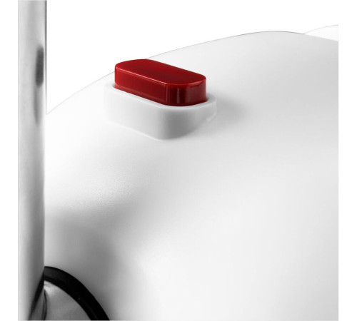 STARWIND SMG3110 1500Вт белый