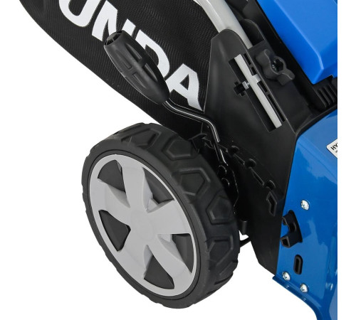 Газонокосилка бензиновая HYUNDAI L 4220