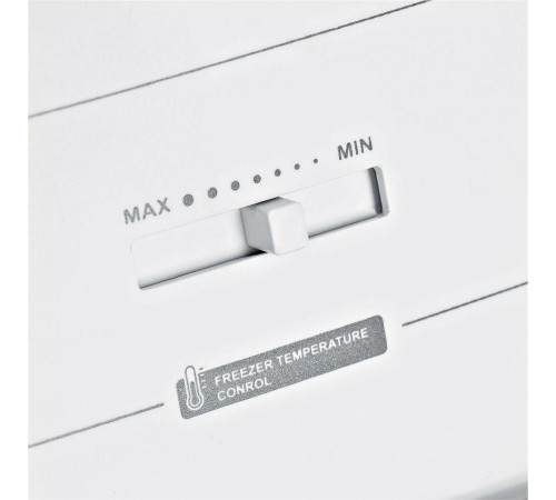 HYUNDAI CC2056FWT 210л белый