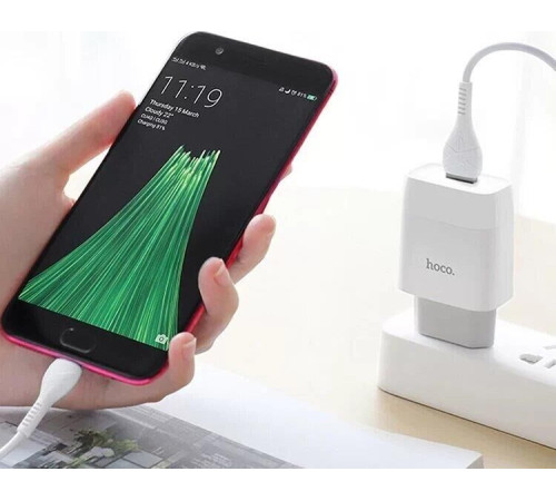HOCO (6931474712899) СЗУ HOCO C72A Glorious single port charger (белый)
