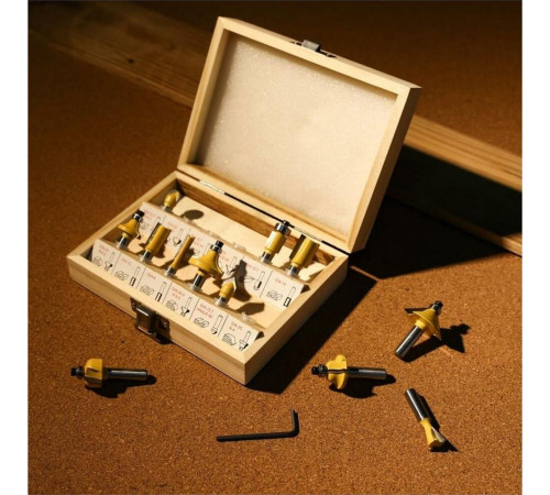 DEKO DKR1600E+набор фрез RBS12 (12 предметов) 063-4221