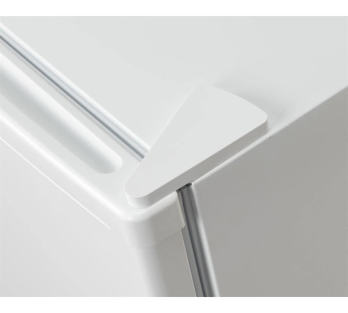 HYUNDAI CO1002 67л белый