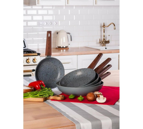 MASTER HOUSE Шеф Рафаэль из ков.алюм. с а/приг. покр. 22см 75257