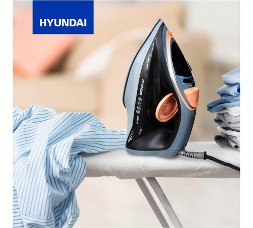 HYUNDAI H-SI01671 2400Вт голубой