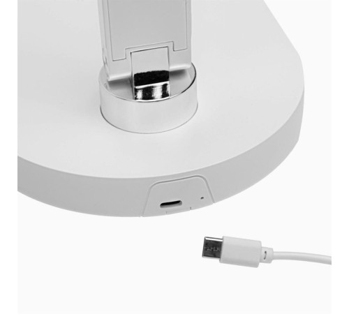 ULTRAFLASH (15716) UF-800 C01 белый (Led св-к настольный, 8Вт, 4500К, 3 ур. яркости, 230В)