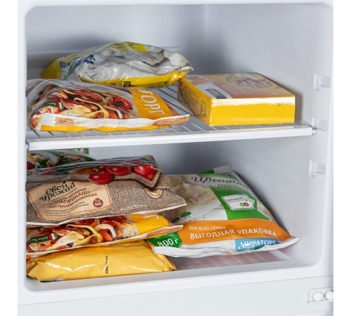 БИРЮСА 553 230л белый