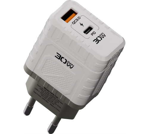 DEFENDER (83230) UPA-132 30W, USB A+C, белый